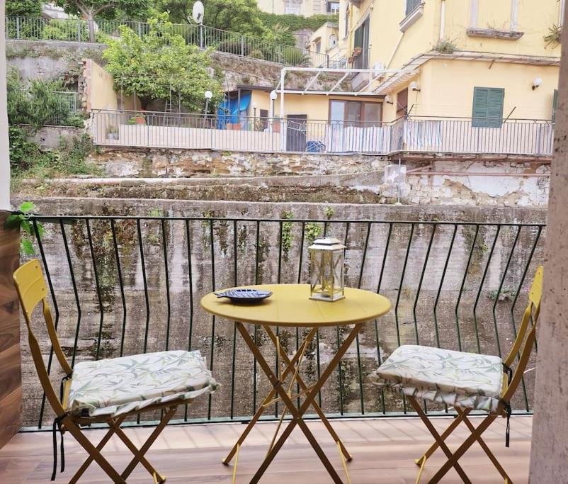 Piccolo Appartamento Di Charme Napoli Eksteriør billede